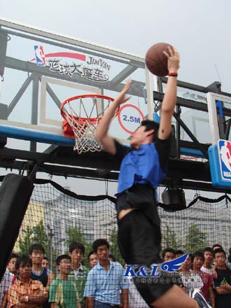 为他们